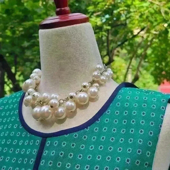 J crew green with small dot flowers dress size 4 - Picture 16 of 17